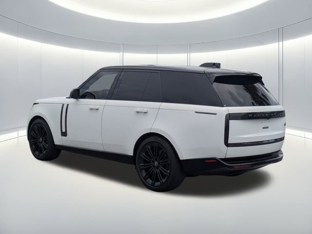 Used 2023 Fuji White Land Rover Autobiography image 4