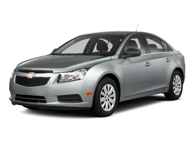 Used 2013 Silver Ice Metallic Chevrolet LS image 4