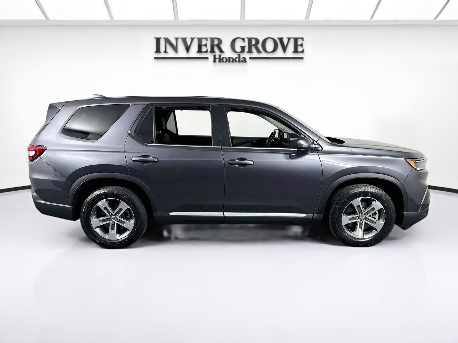 Certified Used 2023 Modern Steel Metallic Honda EX-L image 4