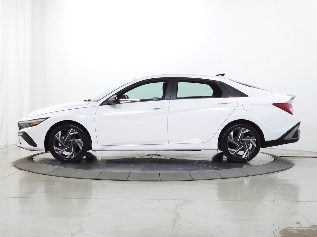 2025 Hyundai Elantra Blue - Photo 6
