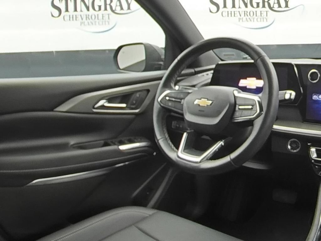 Used 2026 Lakeshore Blue Metallic Chevrolet LT image 19