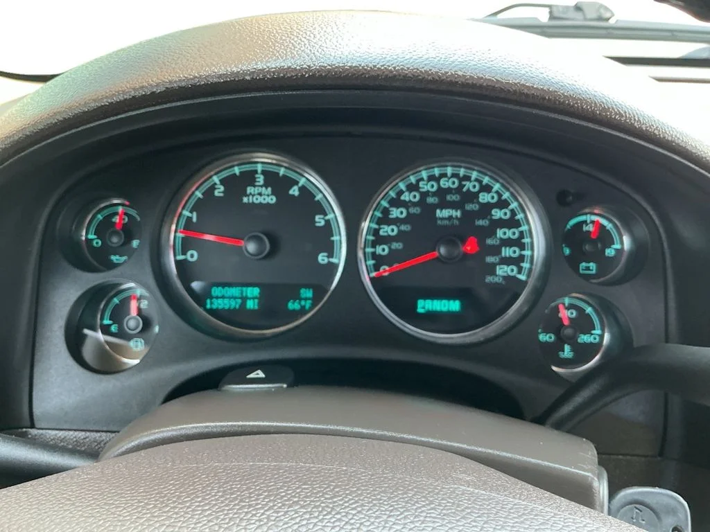 Used 2013 White GMC Denali image 14