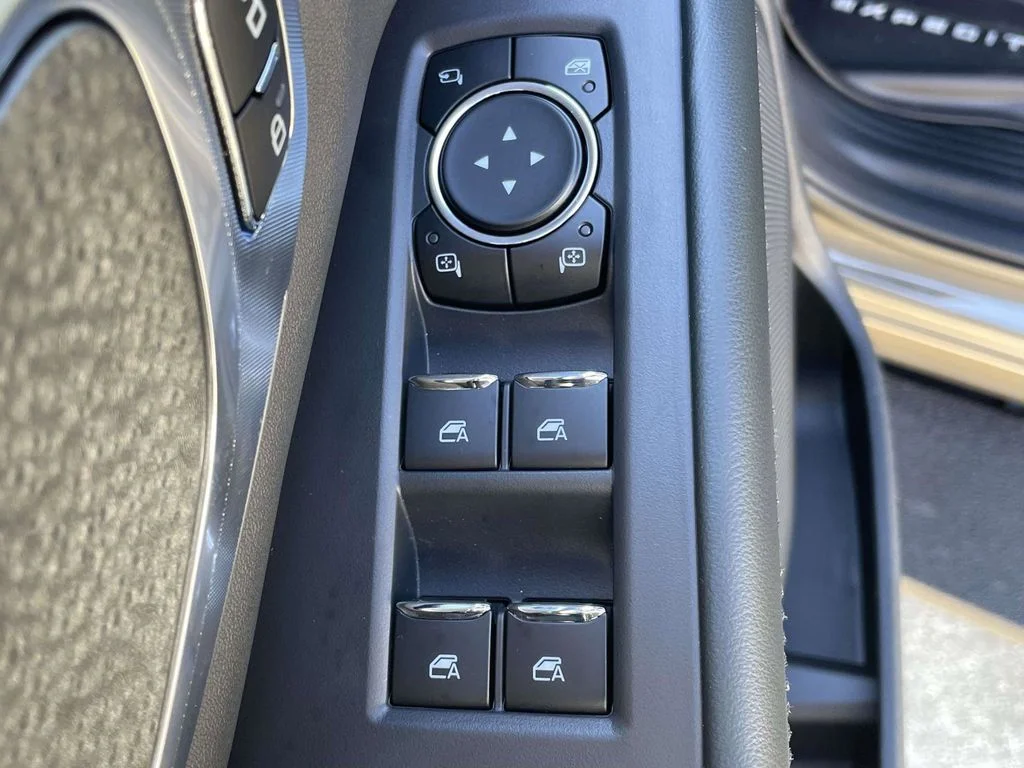 New 2026 Star White Metallic Tri-Coat Ford Tremor® image 16