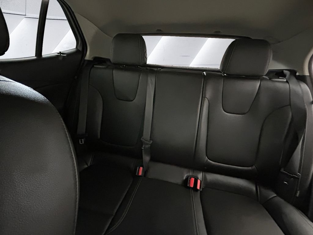 Used 2024 Red Buick Sport Touring image 18