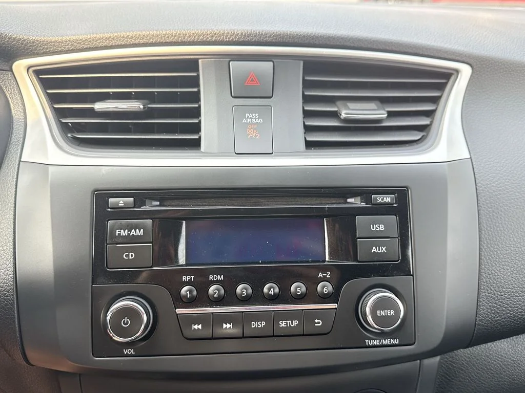 Used 2016 White Nissan S image 16