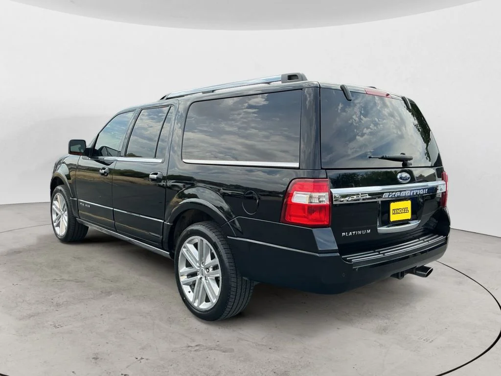 Used 2017 Black Ford Platinum image 7