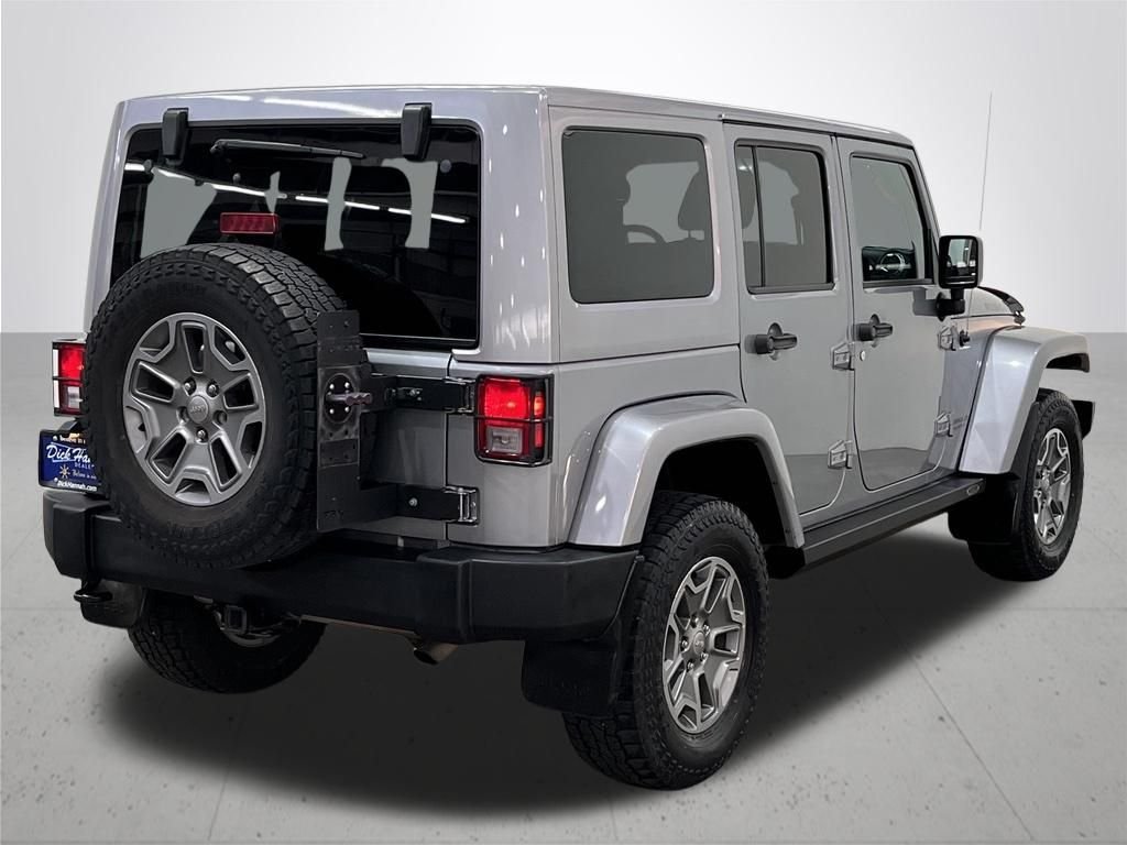 Used 2015 Silver Jeep Unlimited Rubicon image 10