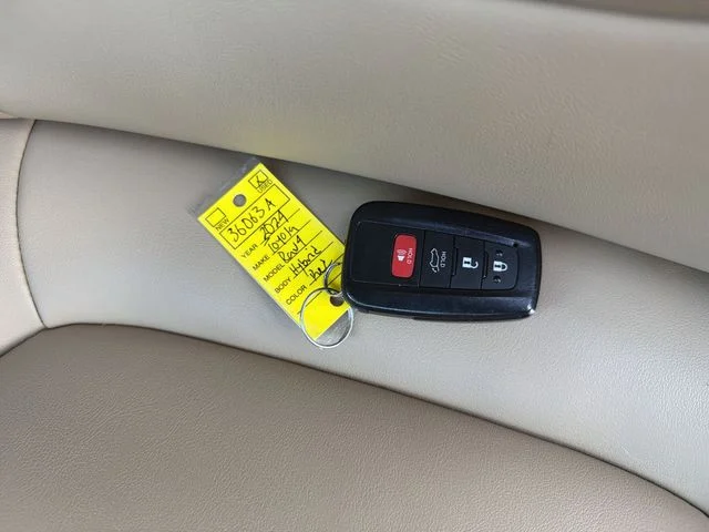 2024 Toyota RAV4 XLE Premium - Photo 35