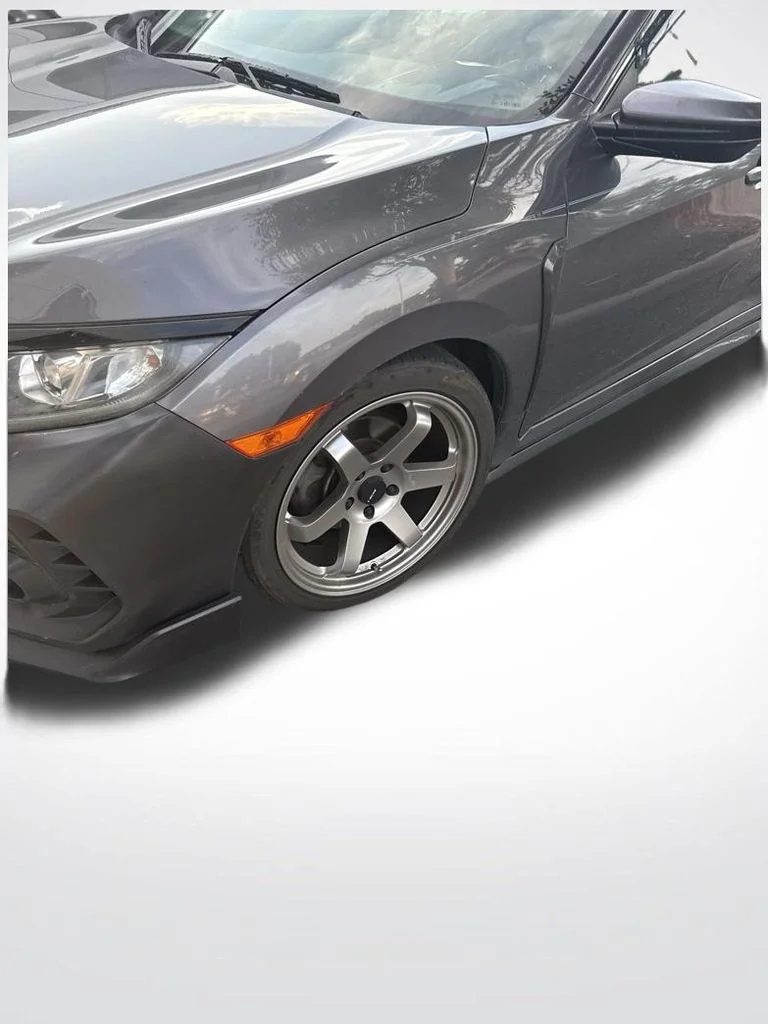 Used 2017 Gray Honda LX image 3