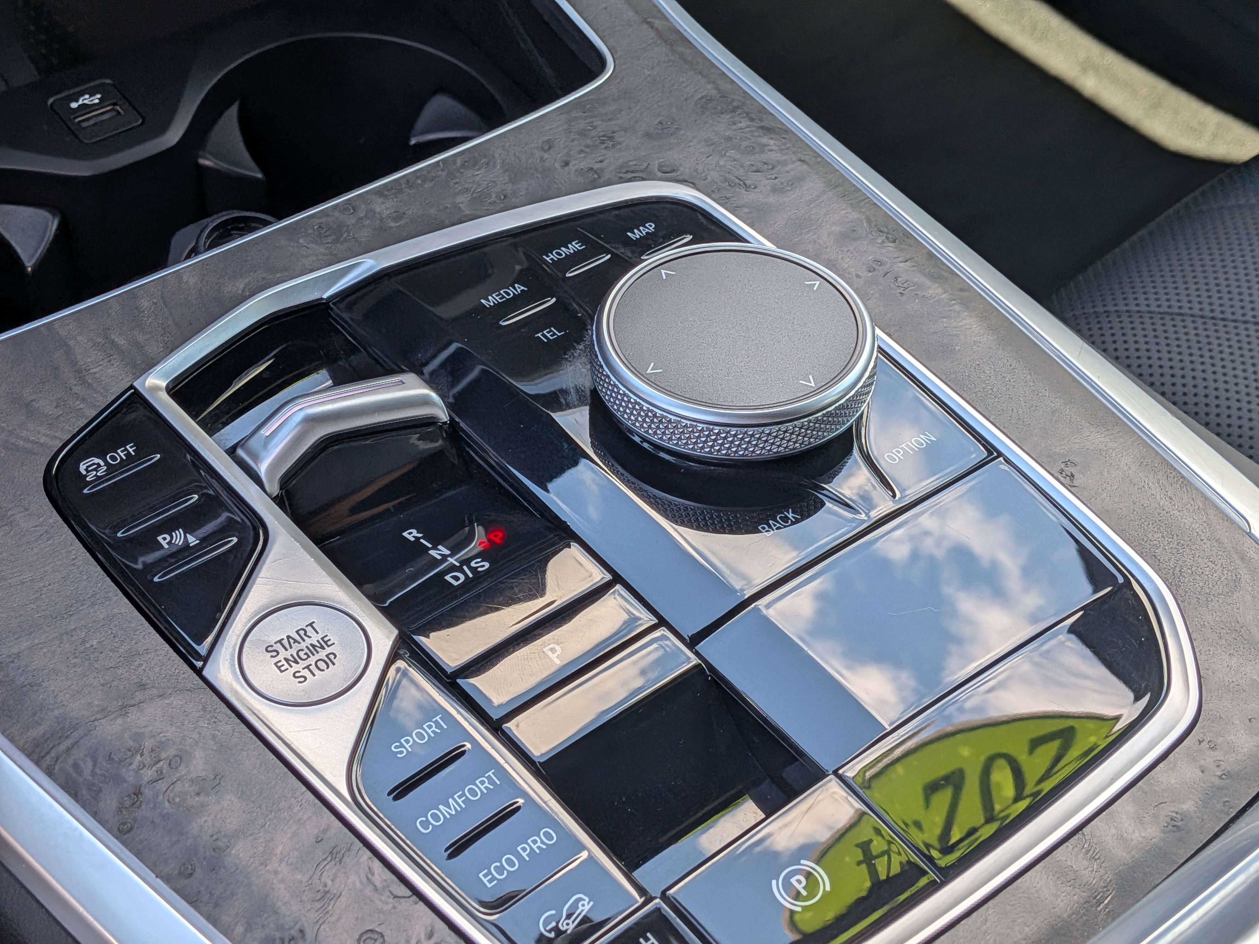 Used 2024 Skyscraper Gray Metallic BMW xDrive40i image 31