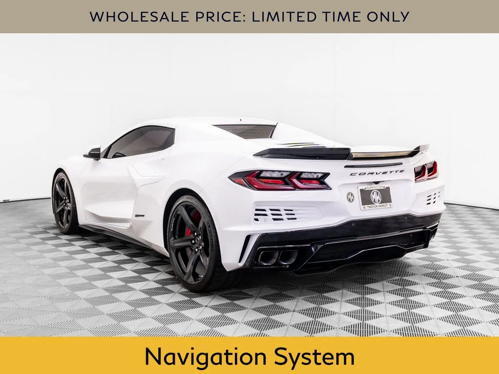 Used 2024 White Chevrolet E-Ray image 3