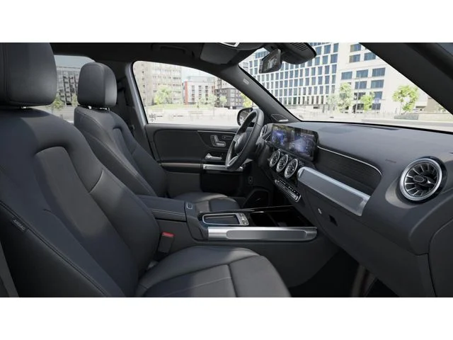 Used 2025 Silver Mercedes-Benz 250+ image 4