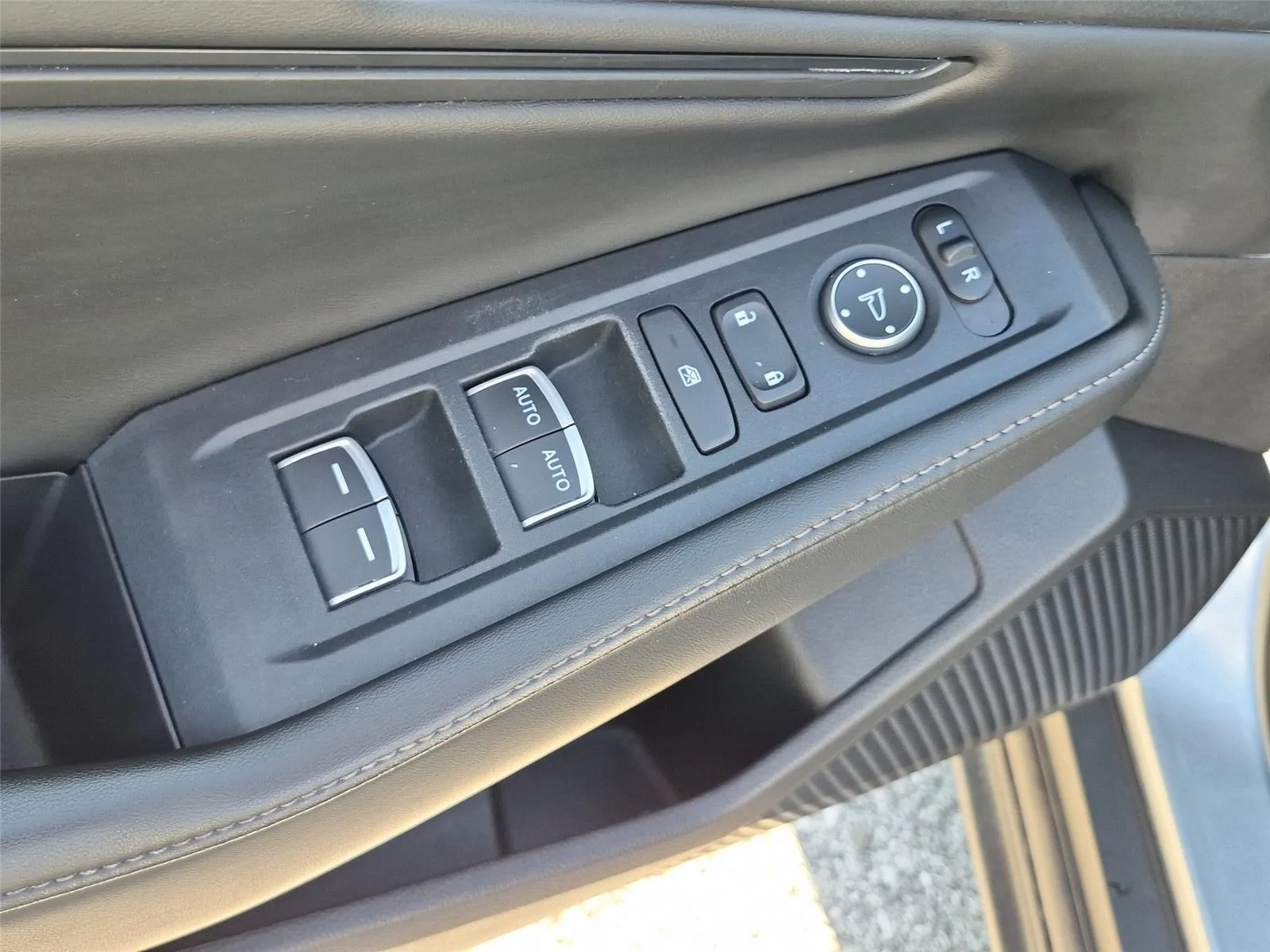 Used 2024 Solar Silver Metallic Honda Sport image 16