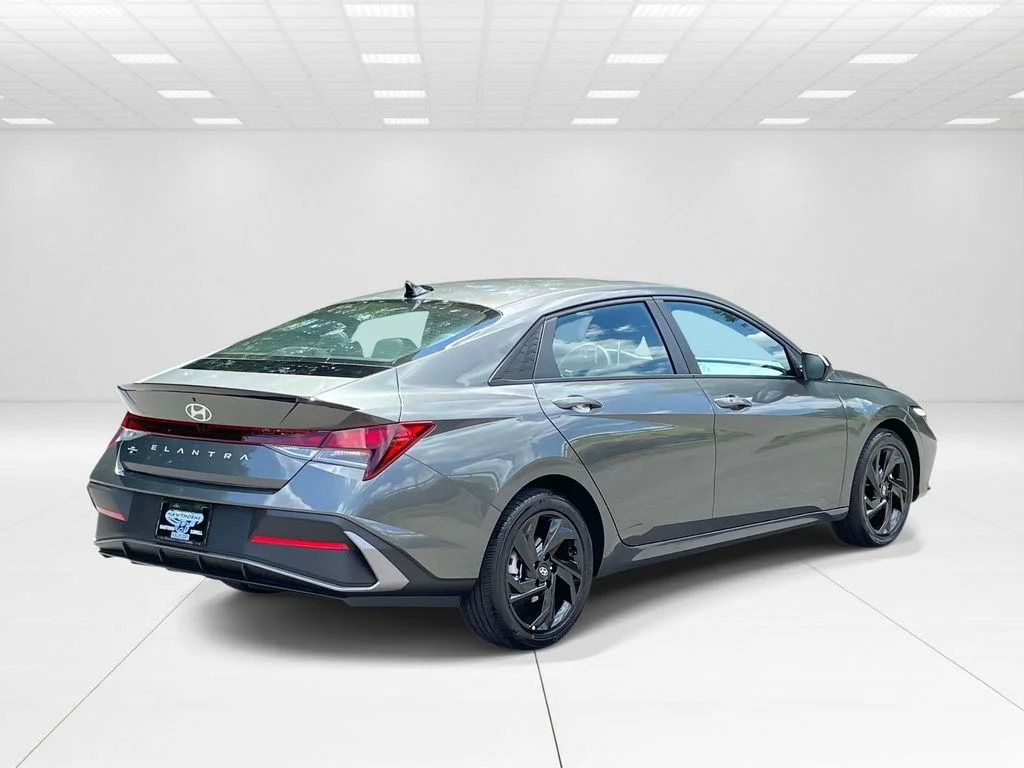 New 2026 Gray Hyundai SEL Sport image 6