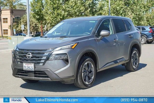 Used 2024 Gun Metallic Nissan SV image 4