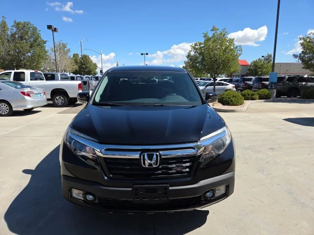 Used 2019  Honda Sport image 2