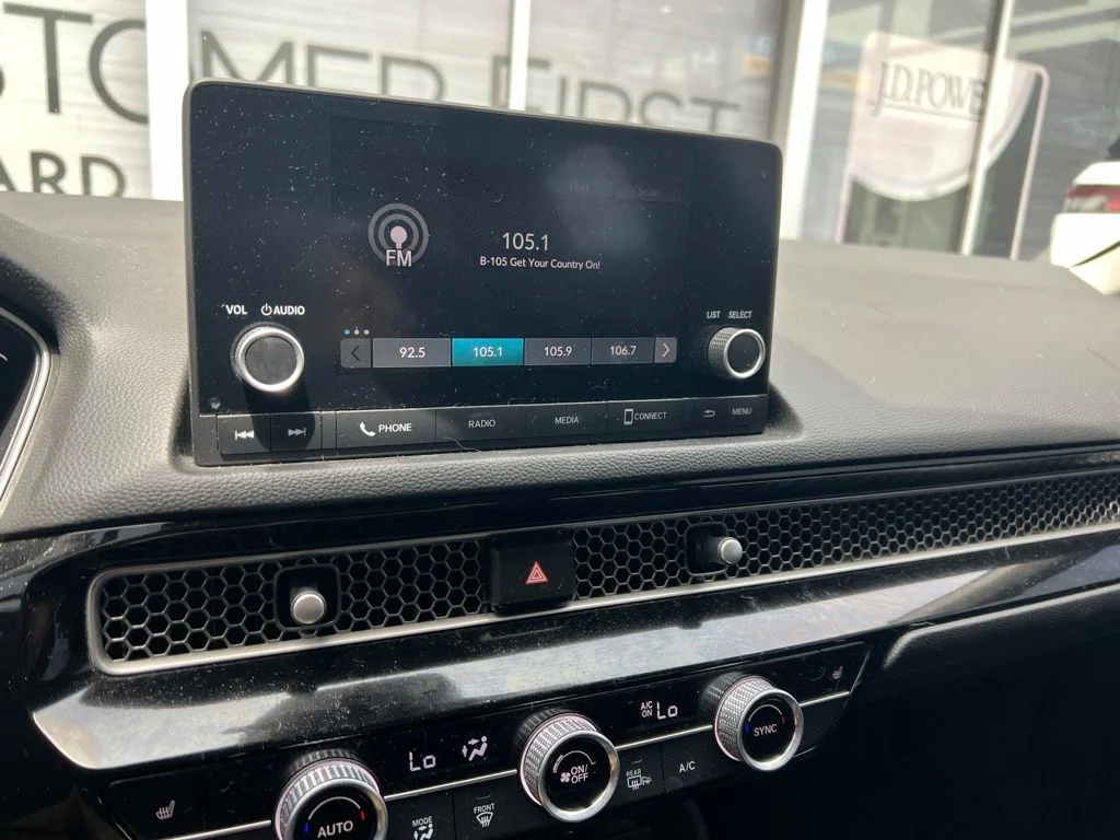Used 2022  Honda EX-L image 8