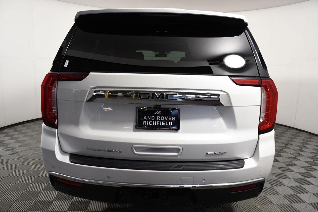 Used 2022 White Frost Tricoat GMC SLT image 5