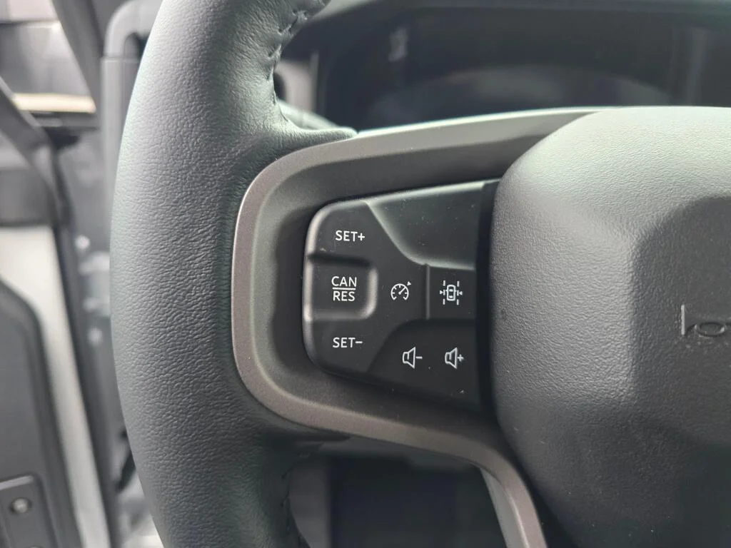 New 2025 Oxford White Ford Badlands® image 22