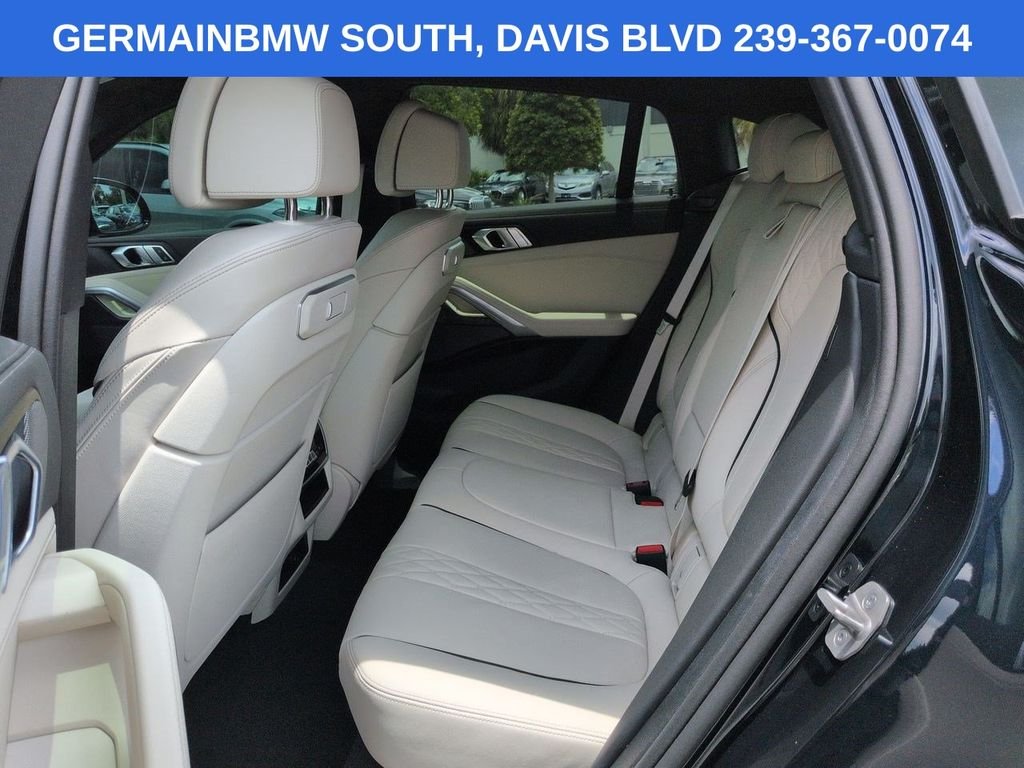 Certified Used 2026 Carbon Black Metallic BMW xDrive40i image 16