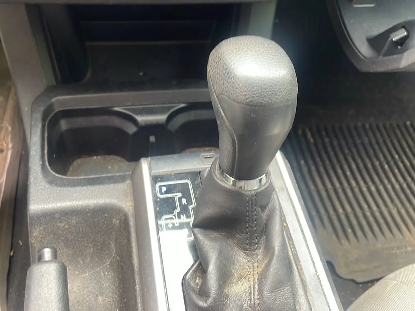 Used 2017 Magnetic Gray Metallic Toyota SR5 image 19
