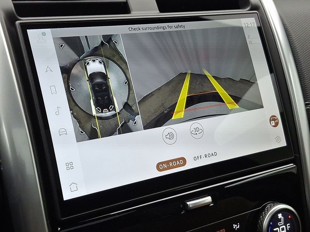 New 2026 Fuji White Land Rover Gemini Edition image 15