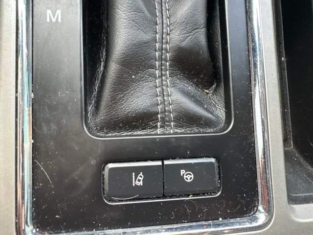 Used 2020 Silver Ford Lariat image 18