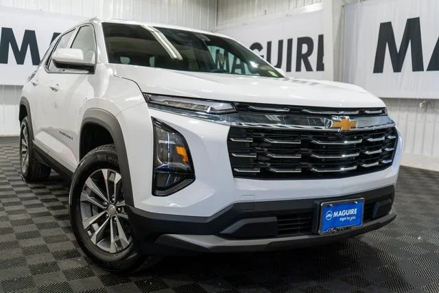 New 2027 Summit White Chevrolet LT image 1