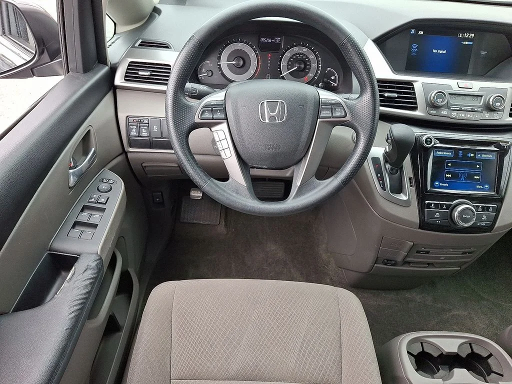 Used 2016 Gray Honda SE image 14