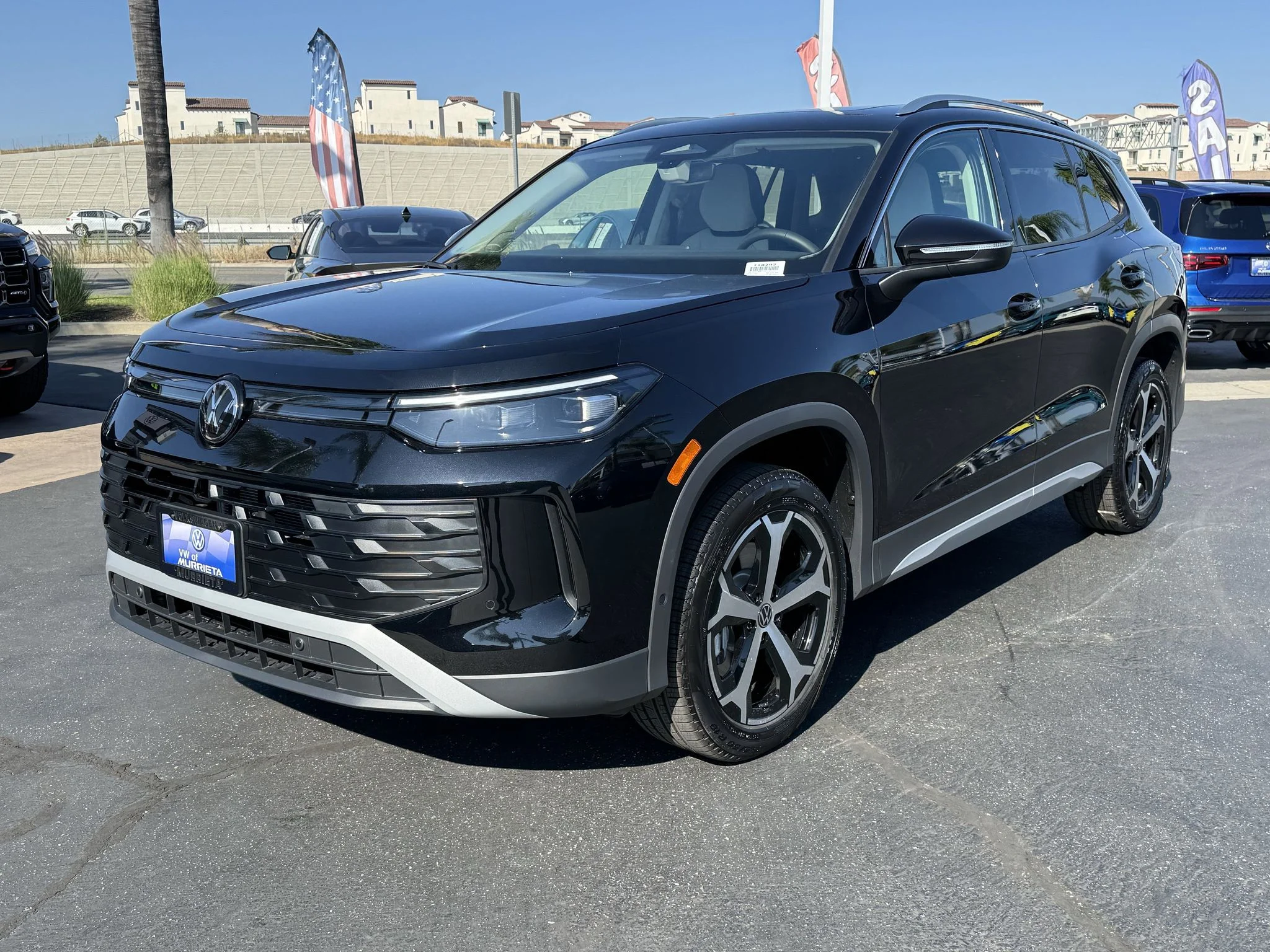 New 2026 Deep Black Pearl Volkswagen SE image 3