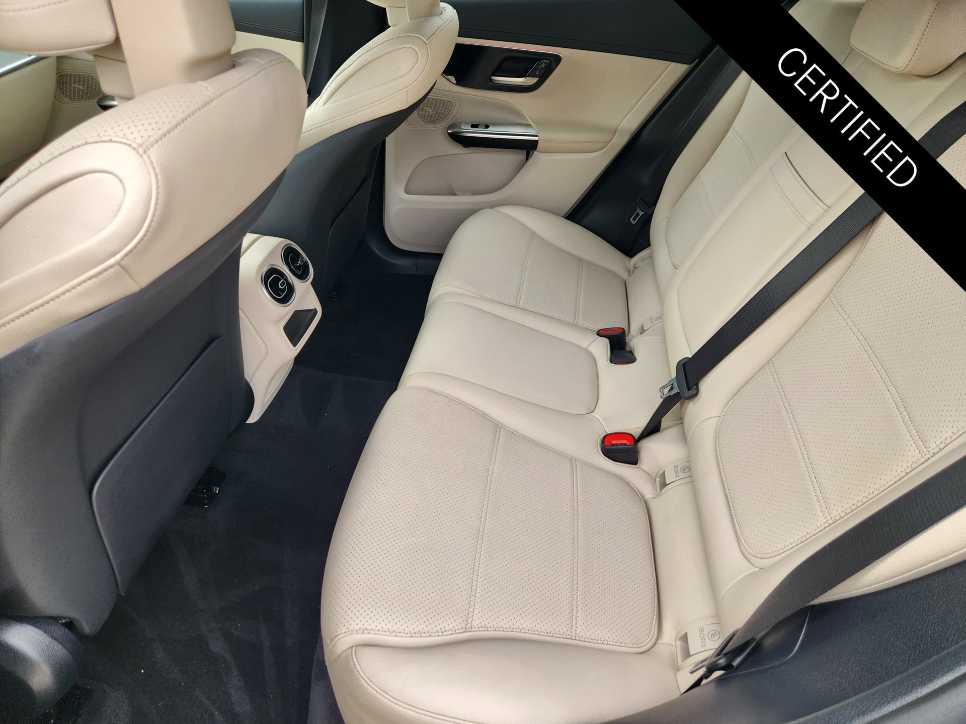 Certified Used 2023 Polar White Mercedes-Benz GLC 300 image 30