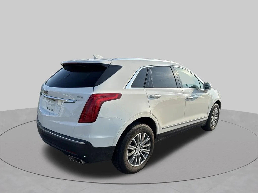 Used 2017 White Cadillac Luxury image 6