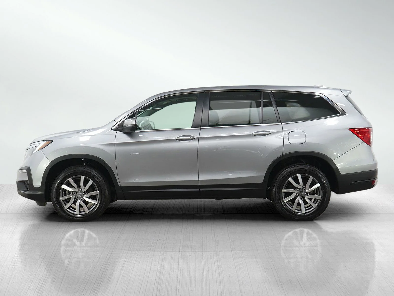 Used 2022 Honda Pilot EX-L with VIN 5FNYF6H53NB017792 for sale in Burnsville, Minnesota