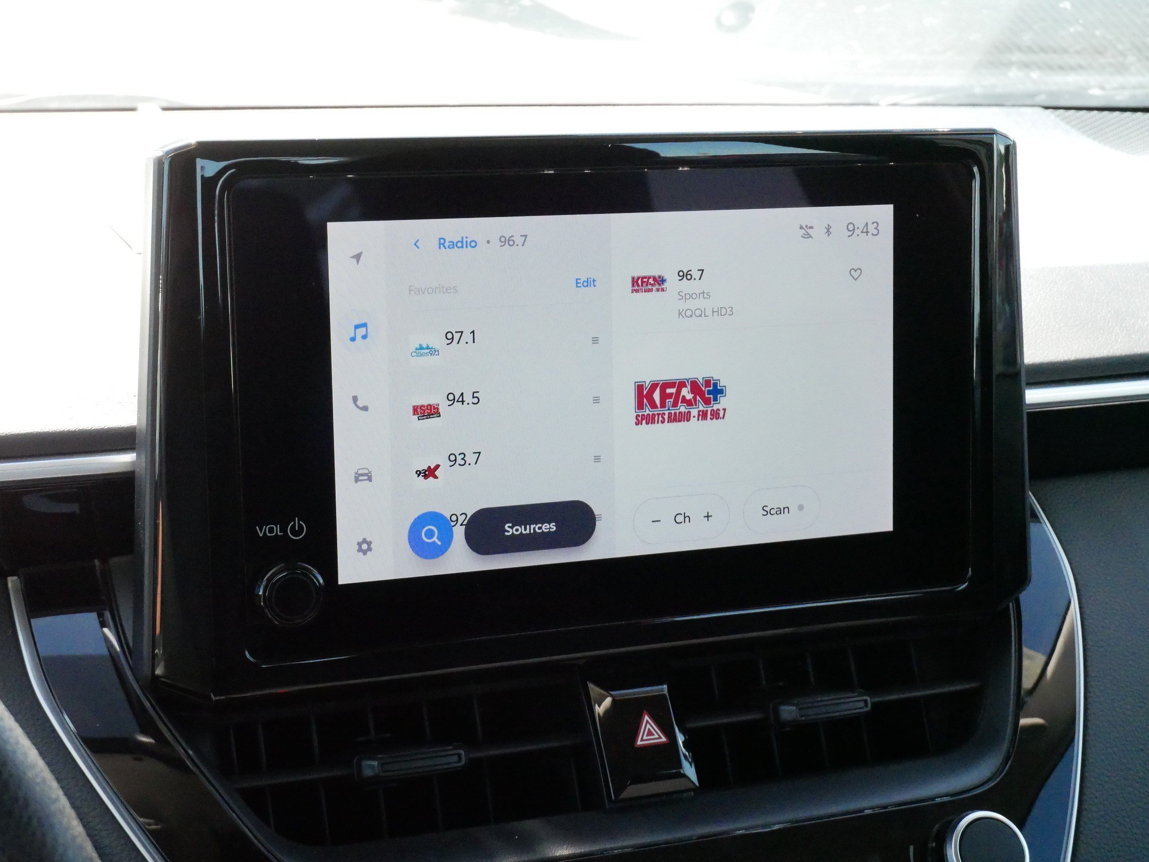 Certified Used 2024 Ice Cap Toyota LE image 22