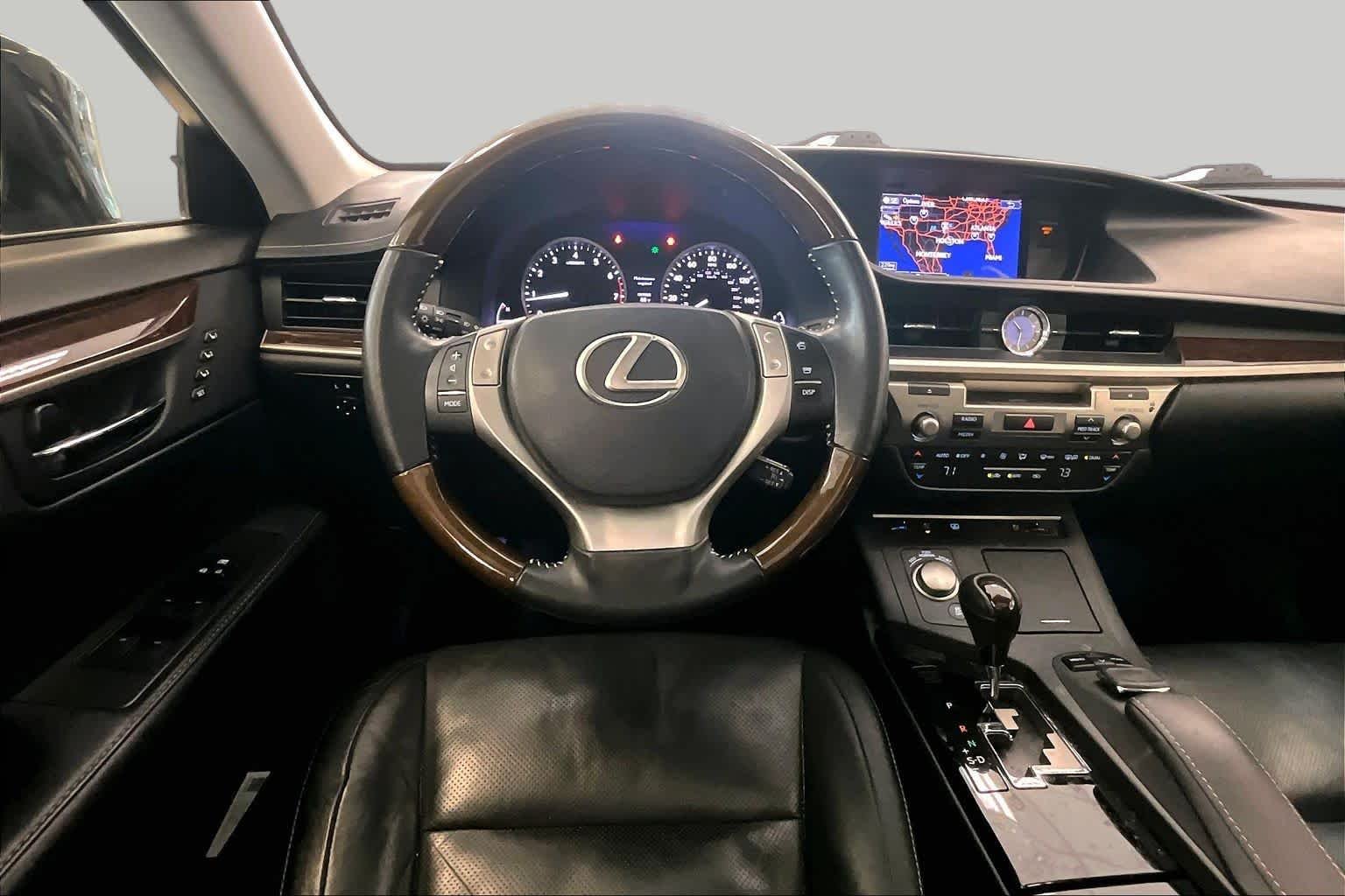 Used 2015 Deep Sea Mica Lexus  image 5