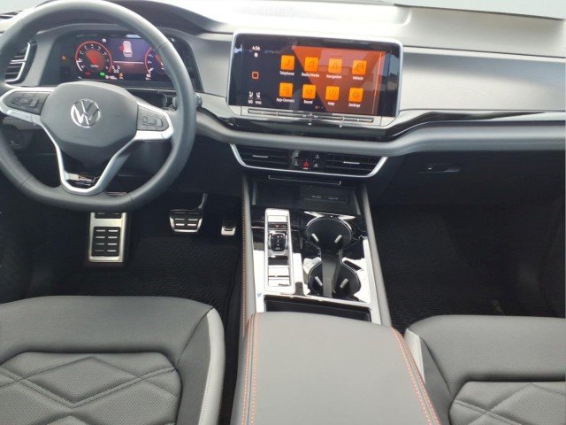 New 2026 Deep Black Pearl Volkswagen Peak Edition 4Moti image 17