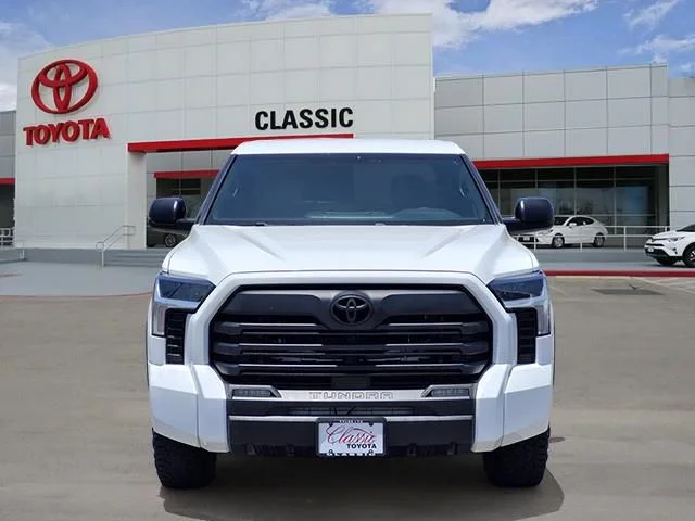 Used 2025 Ice Cap Toyota SR5 image 2