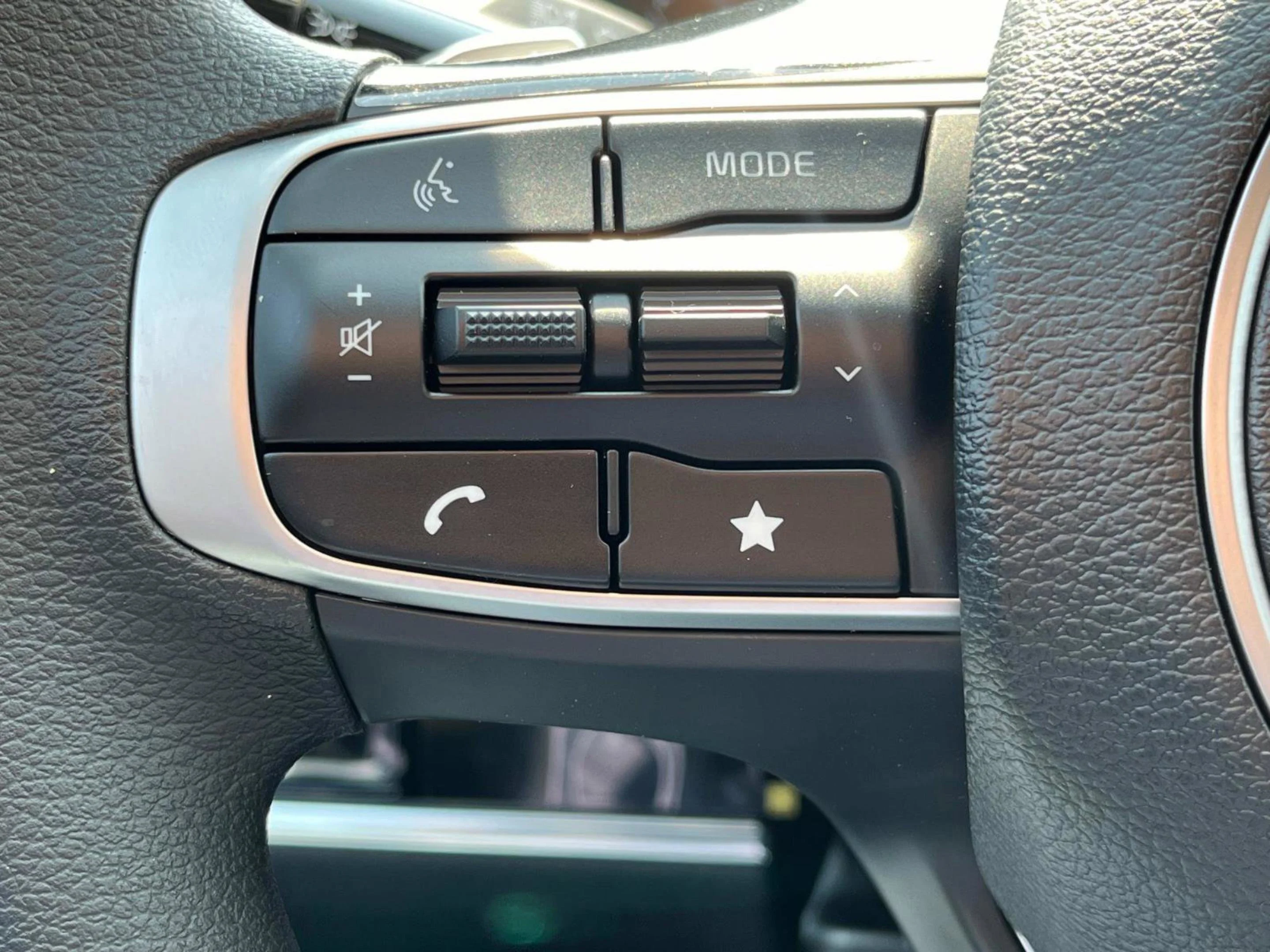 2025 Kia Sportage LX Hybrid - Photo 27