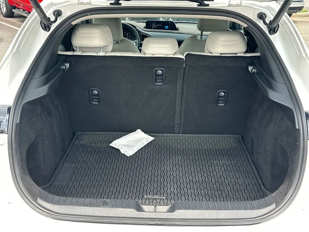 Used 2025 White Mazda 2.5 S Premium Package image 18