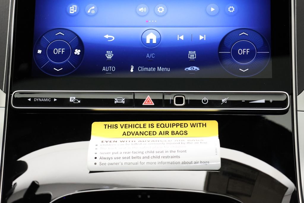 Used 2026 Black Mercedes-Benz GLC 300 image 27