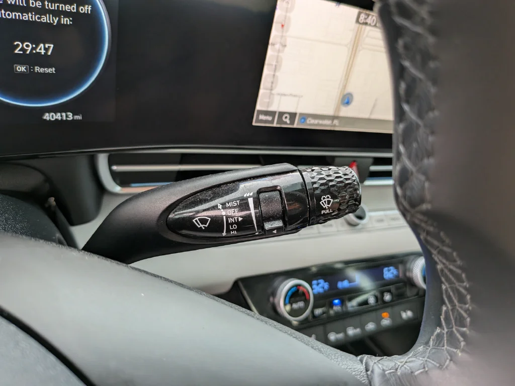 Used 2023 Black Hyundai Limited image 30