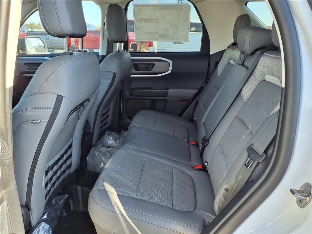 New 2026 Oxford White Ford Badlands® image 20