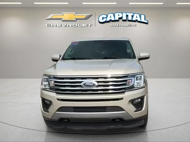 Used 2018 Gold Ford XLT image 8