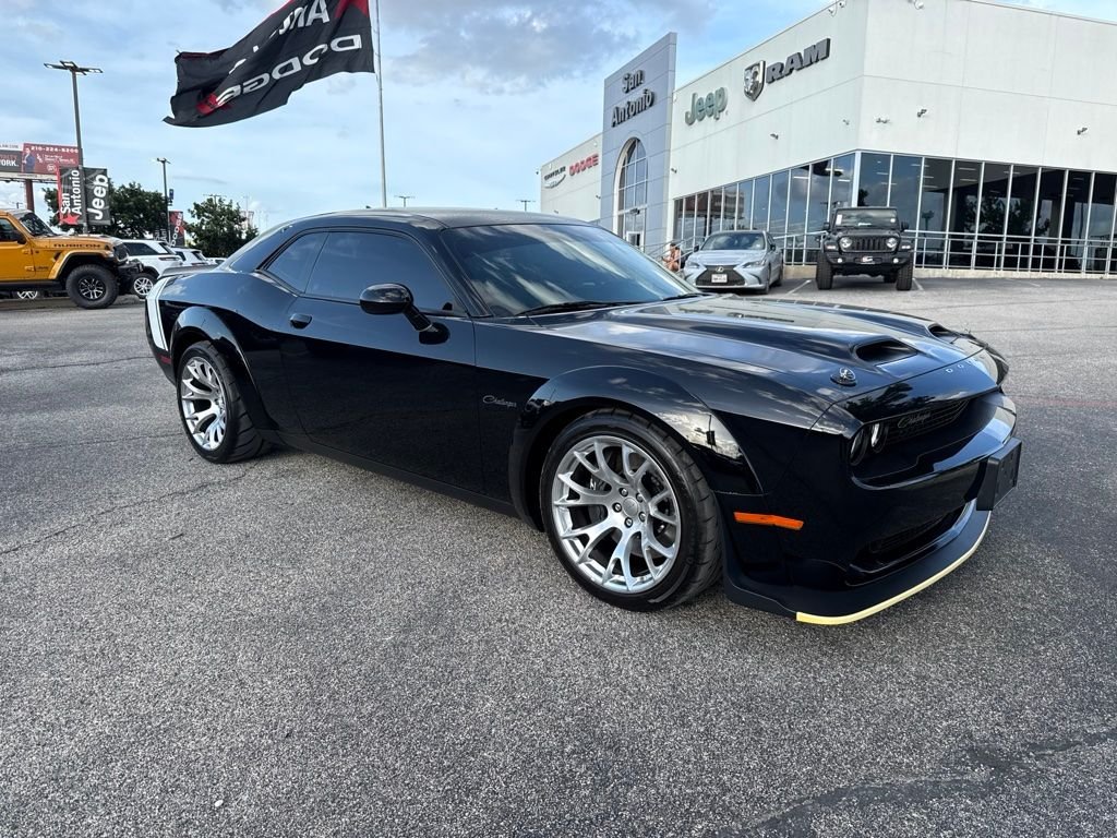 Used 2023 Black Dodge SRT Hellcat Redeye Widebody image 1