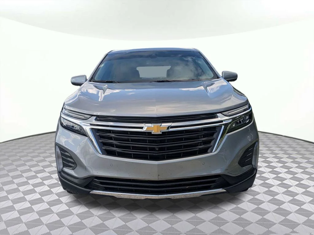 Used 2024 Gray Chevrolet LT image 8