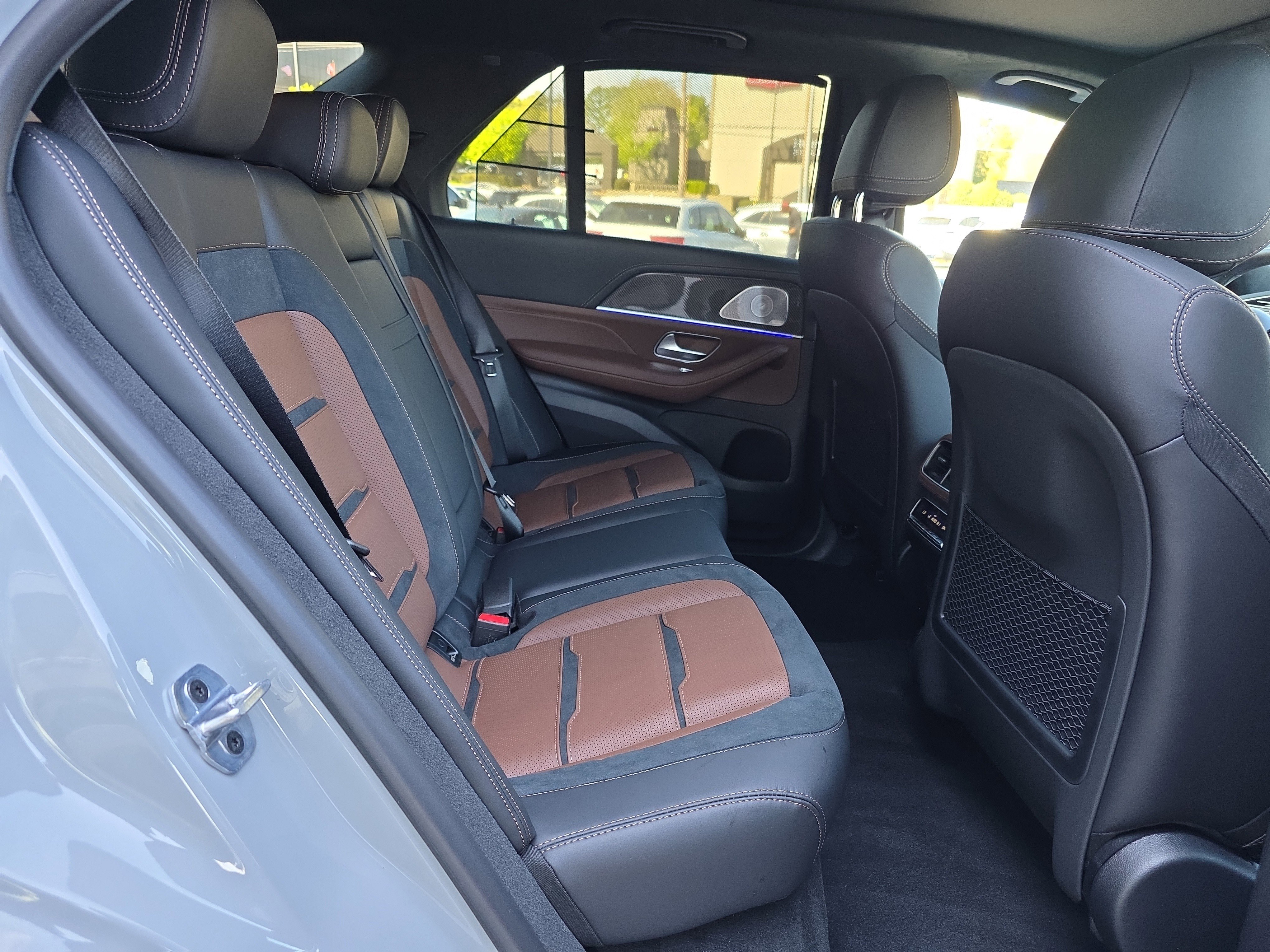 New 2026 MANUFAKTUR Alpine Grey Mercedes-Benz GLE 63 S AMG® image 43
