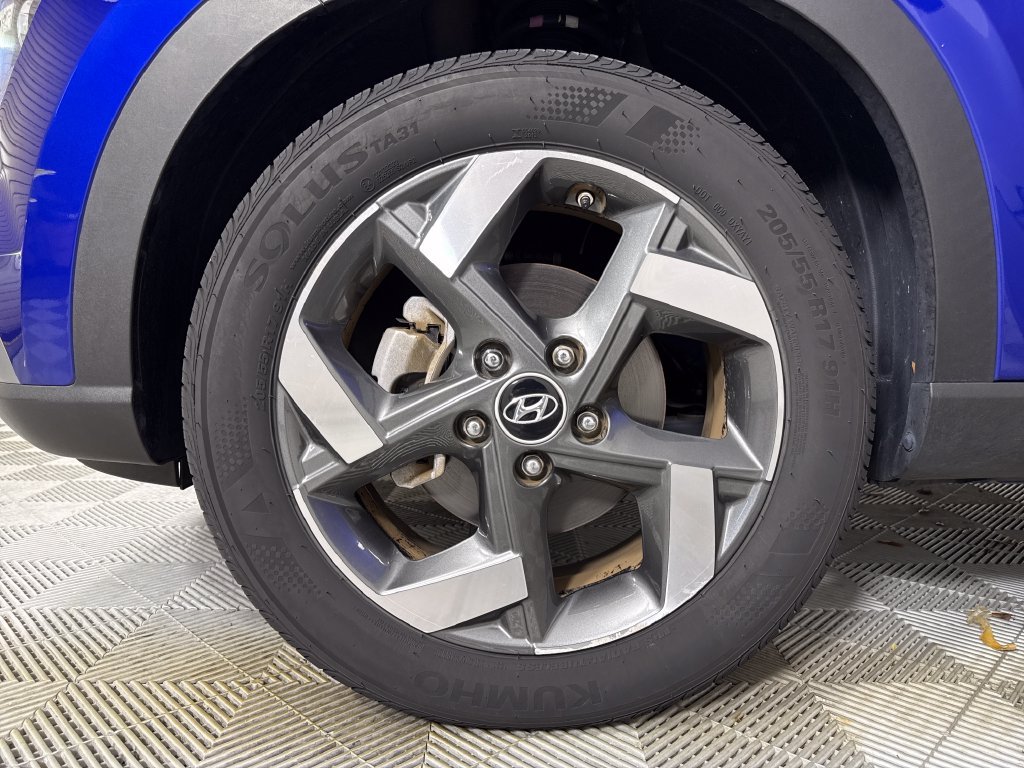 2024 Hyundai Venue Limited - Photo 25