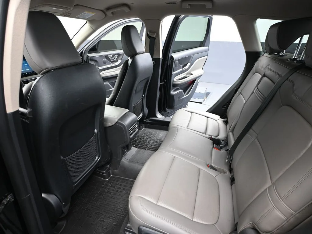 Certified Used 2025 Black Lincoln Reserve image 38