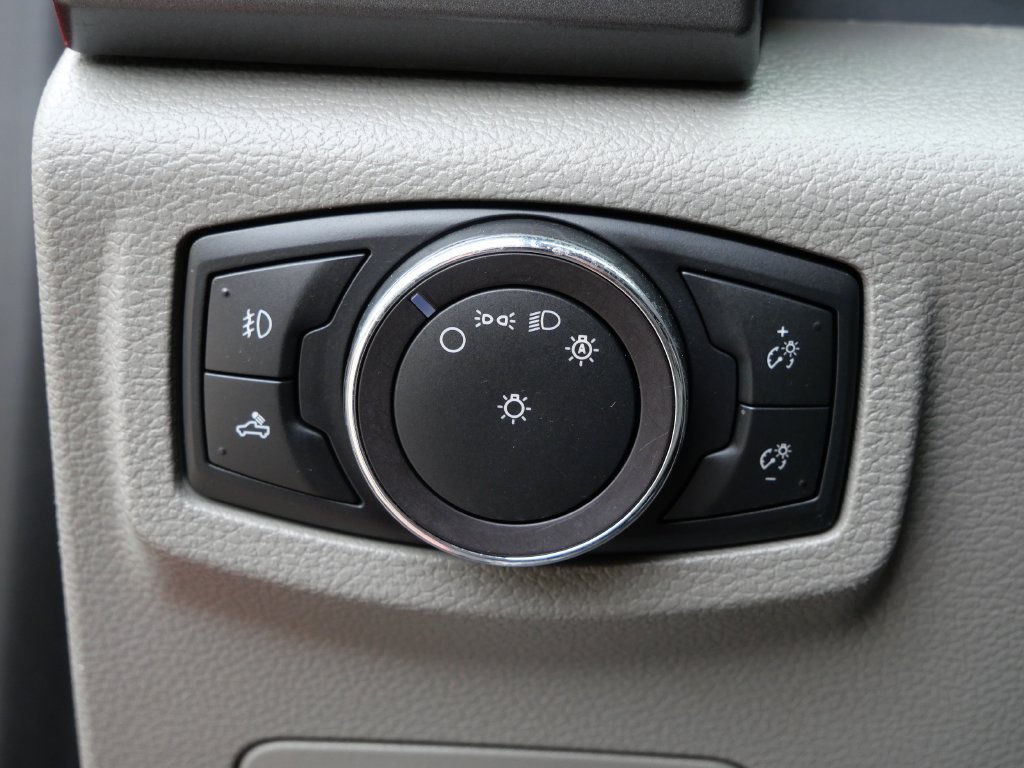 Used 2018 Red Ford XLT image 22
