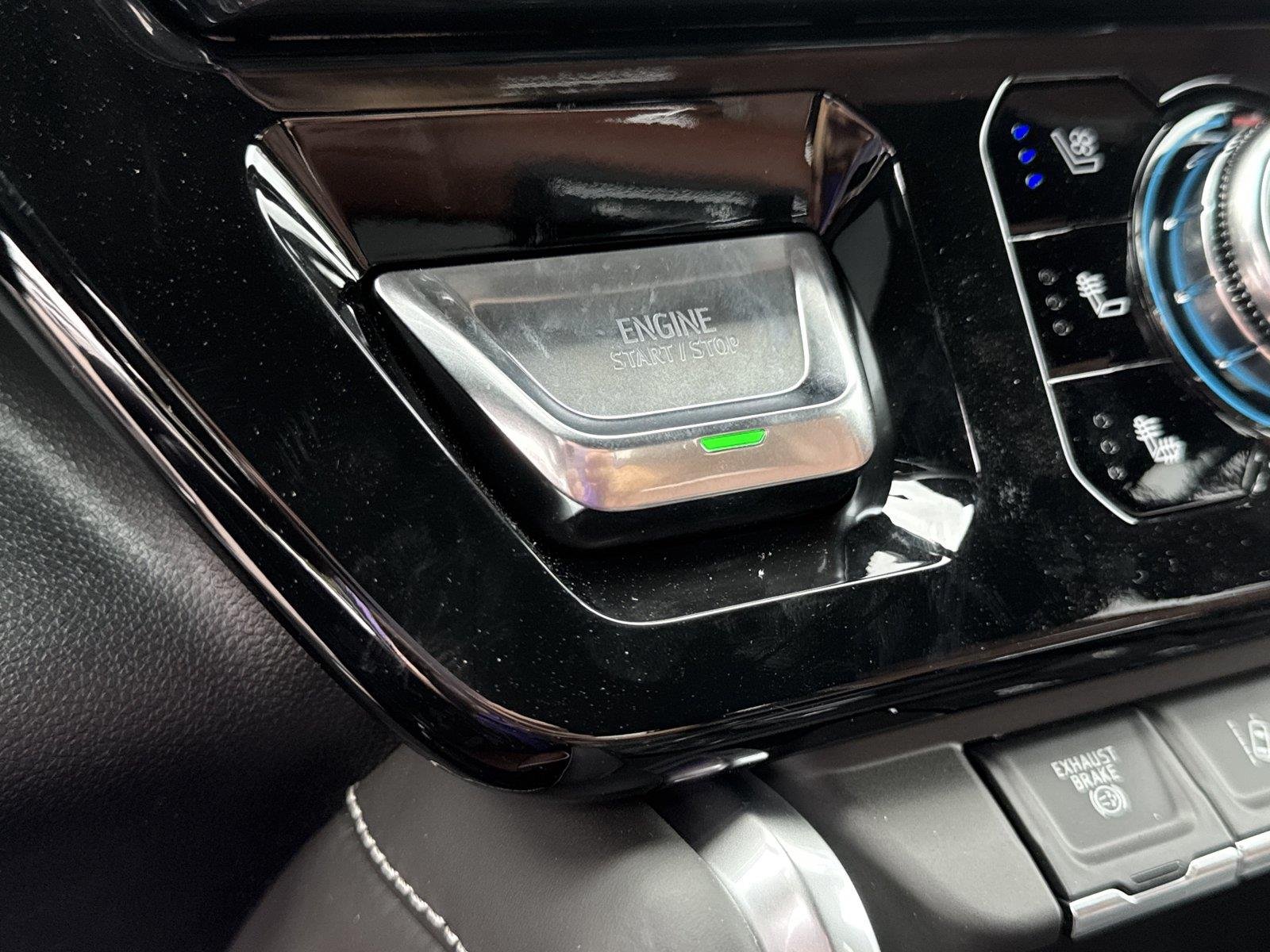 New 2026 Sterling Metallic GMC Denali Ultimate image 27
